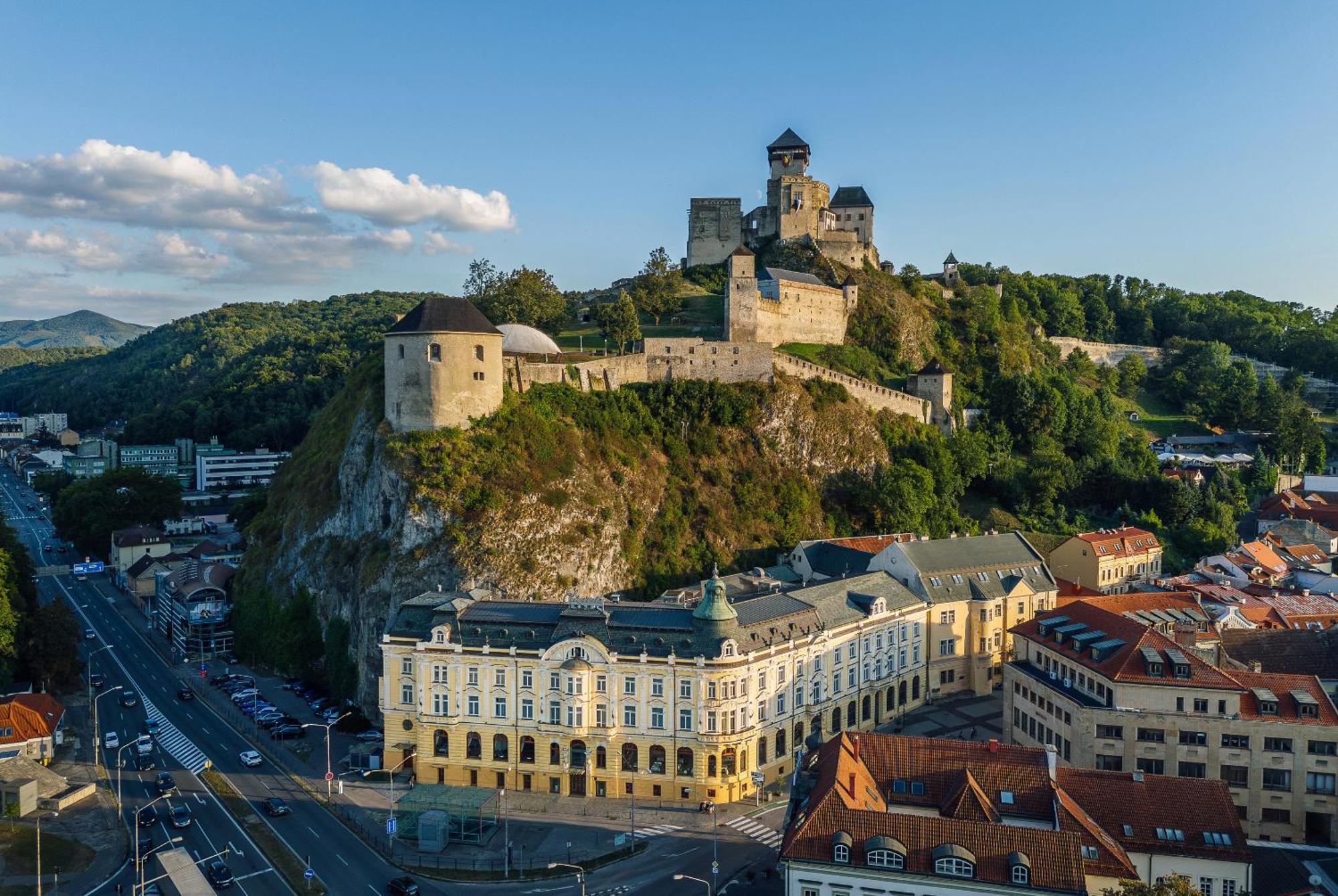 فندق إليزابيث Trenčín المظهر الخارجي الصورة